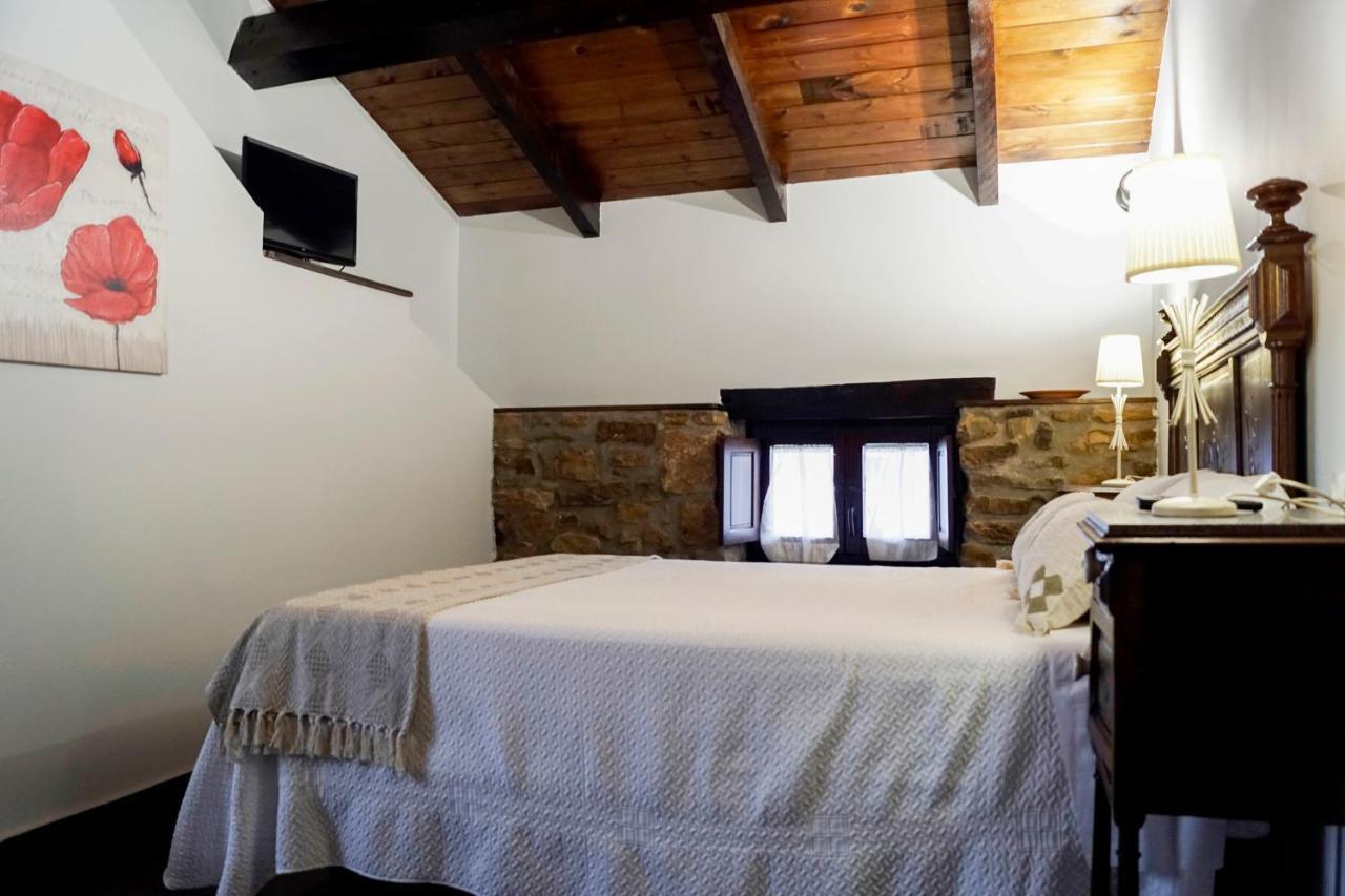 La Posada De Ojebar Rustica Rasines Buitenkant foto